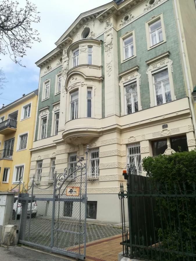 Ferienwohnung Hietzing ウィーン エクステリア 写真